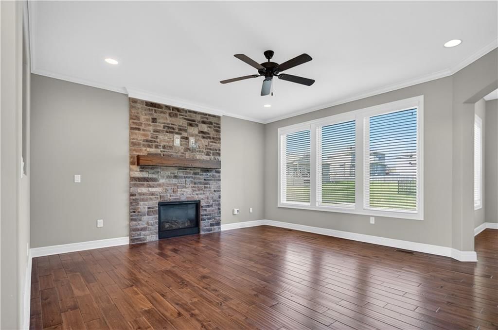 25003 W 86th Terrace — photo 5