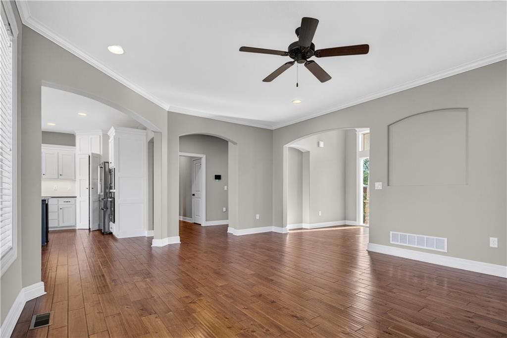 25003 W 86th Terrace — photo 8