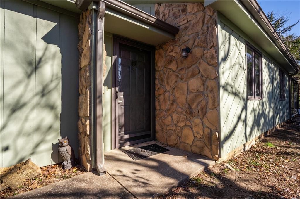 3008 Westdale Place — photo 5