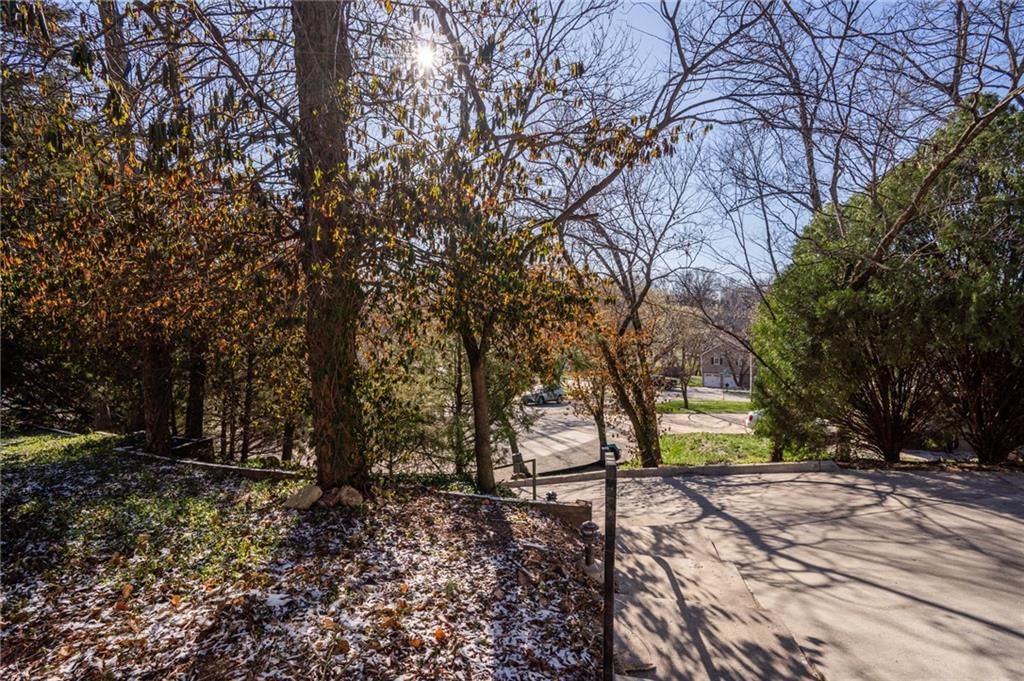 3008 Westdale Place — photo 6
