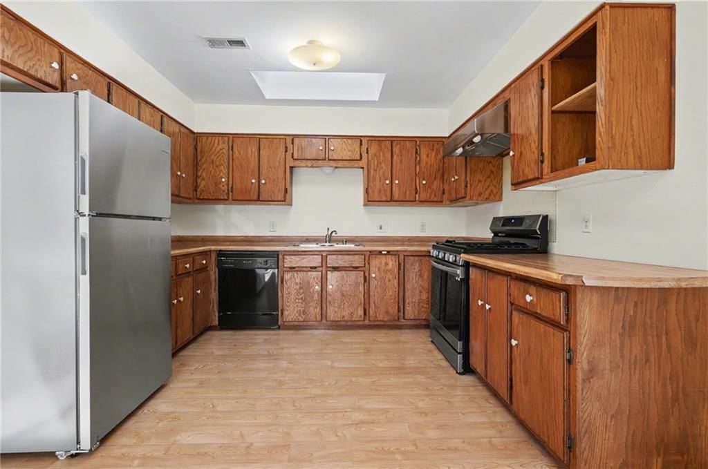 3008 Westdale Place — photo 12