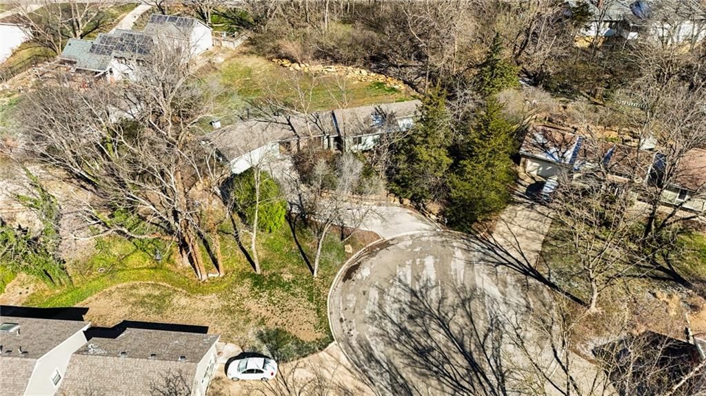 3008 Westdale Place — photo 37