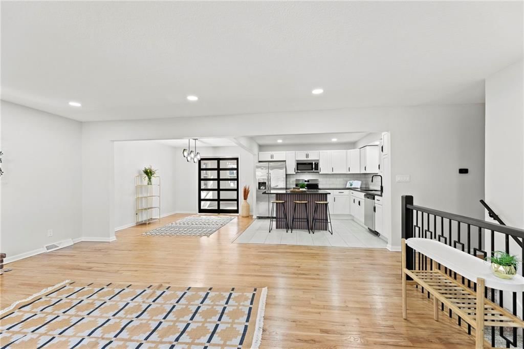 7325 Hardy Avenue — photo 5