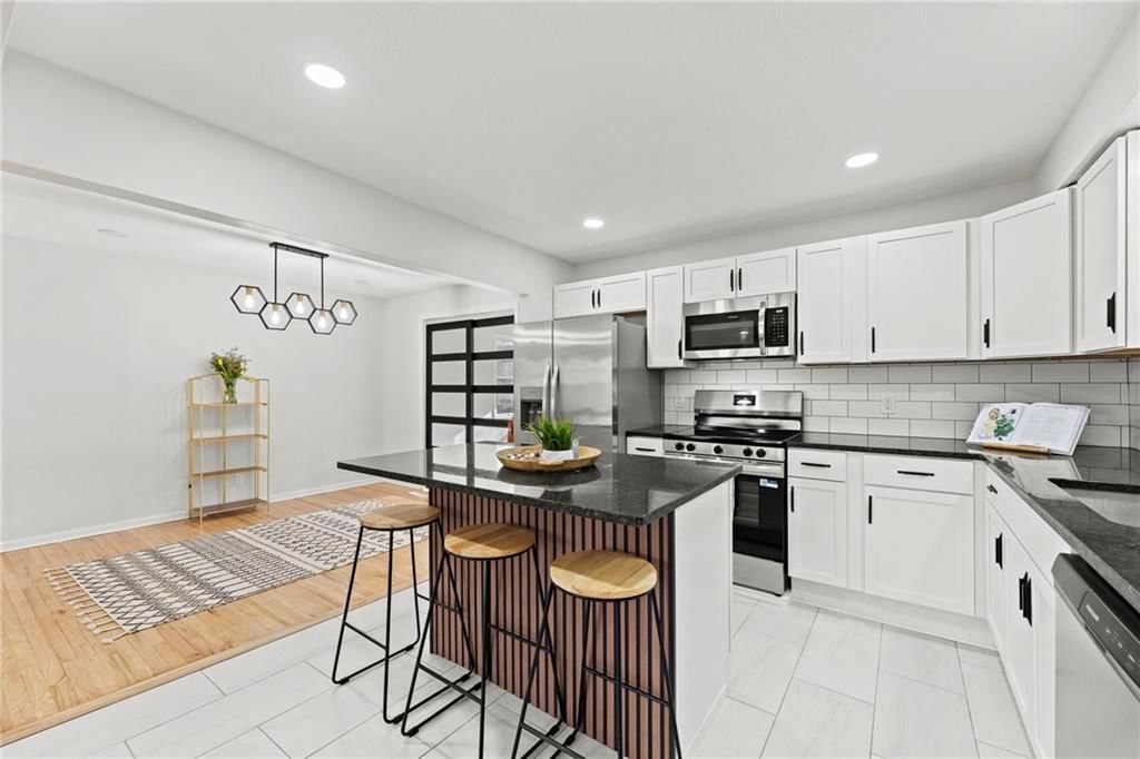 7325 Hardy Avenue — photo 10