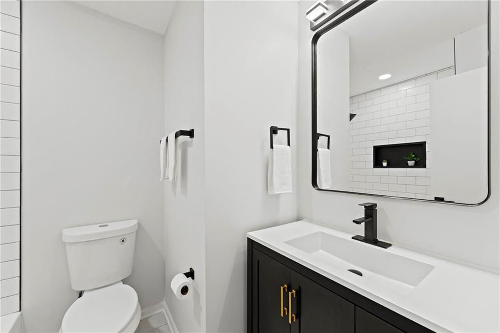 7325 Hardy Avenue — photo 20