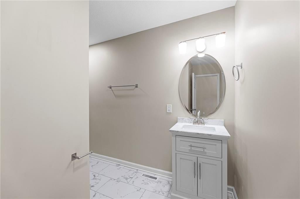 4517 Jarboe Street — photo 12