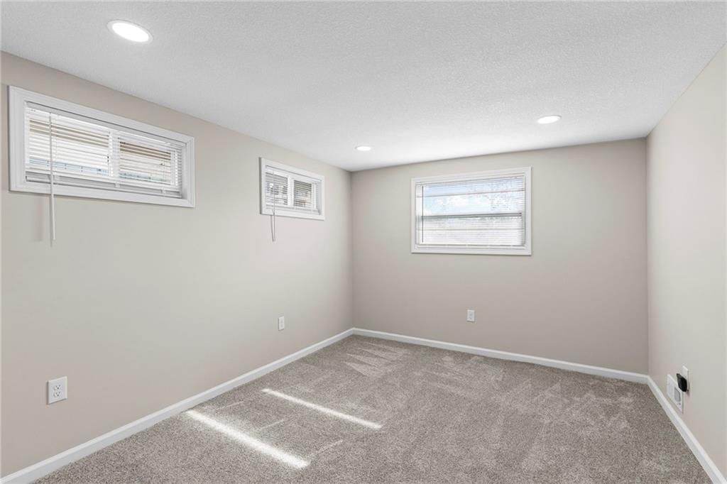 4517 Jarboe Street — photo 17