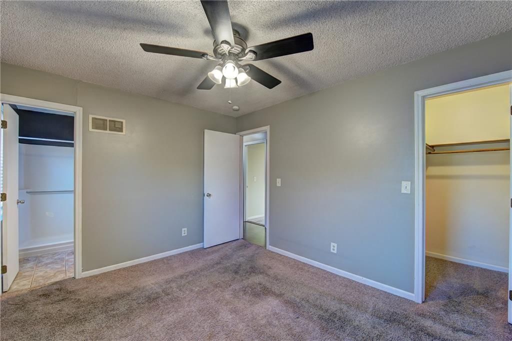 607 NE Karapat Drive — photo 7