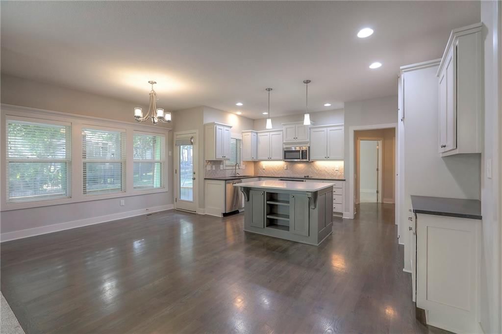 1305 NE Goshen Drive — photo 10