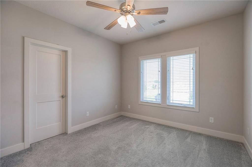 1305 NE Goshen Drive — photo 31