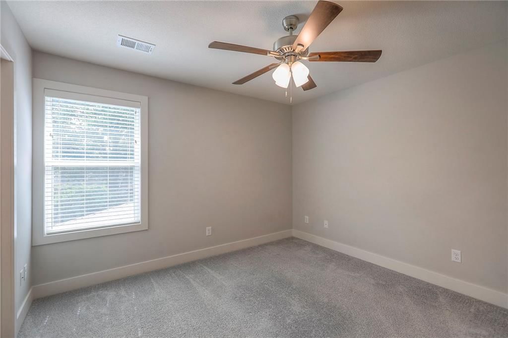 1305 NE Goshen Drive — photo 37