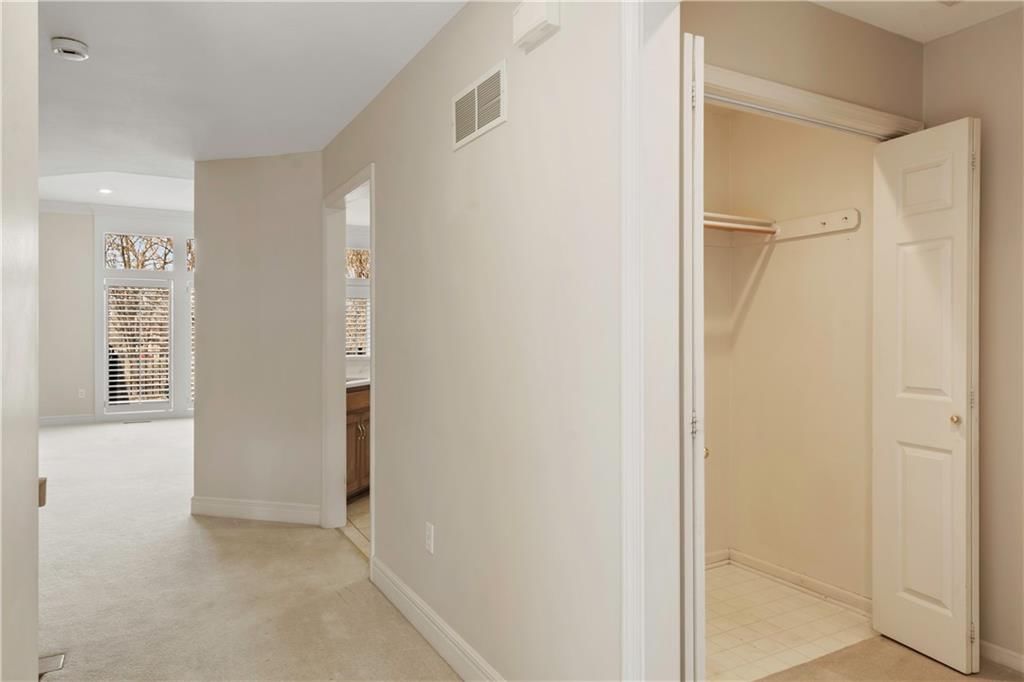 4804 NW 59th Court — photo 6