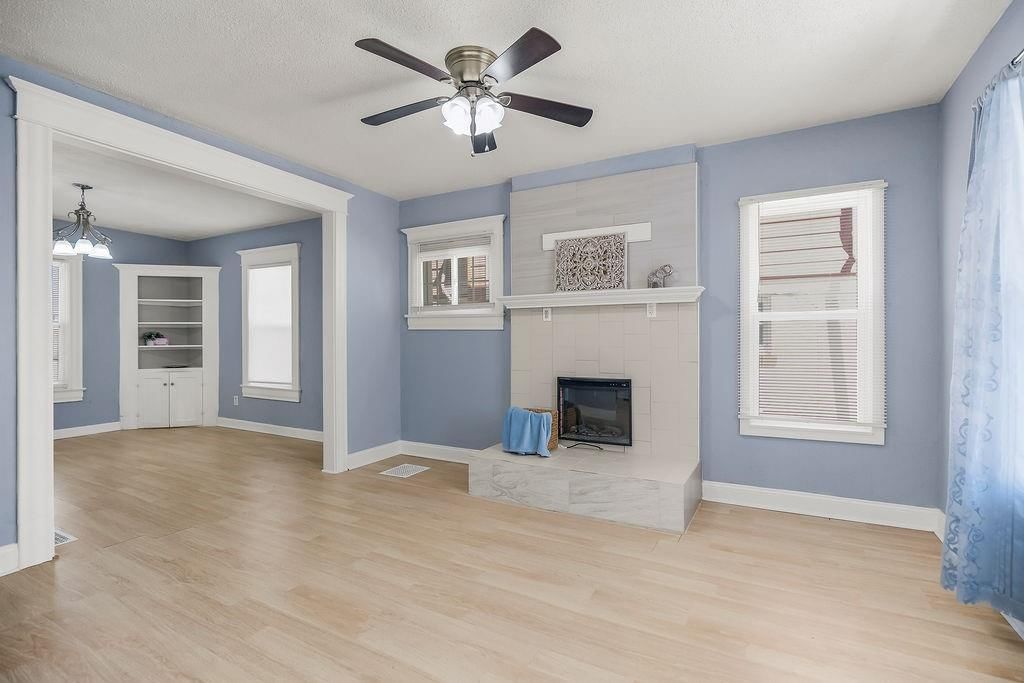 2112 E 36th Street — photo 3