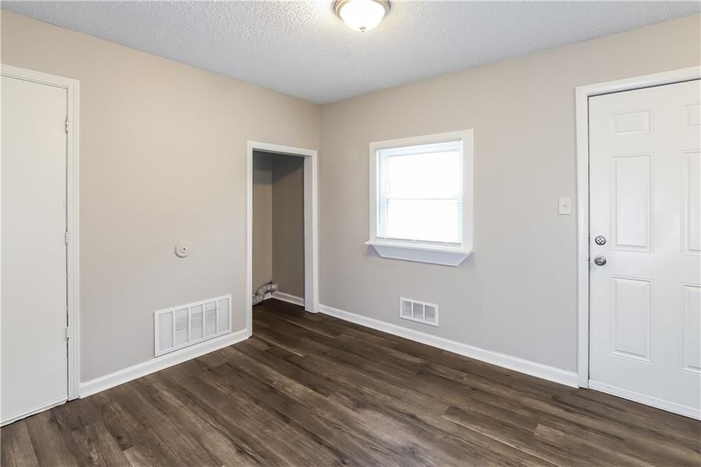 7300 E 112th Street — photo 14