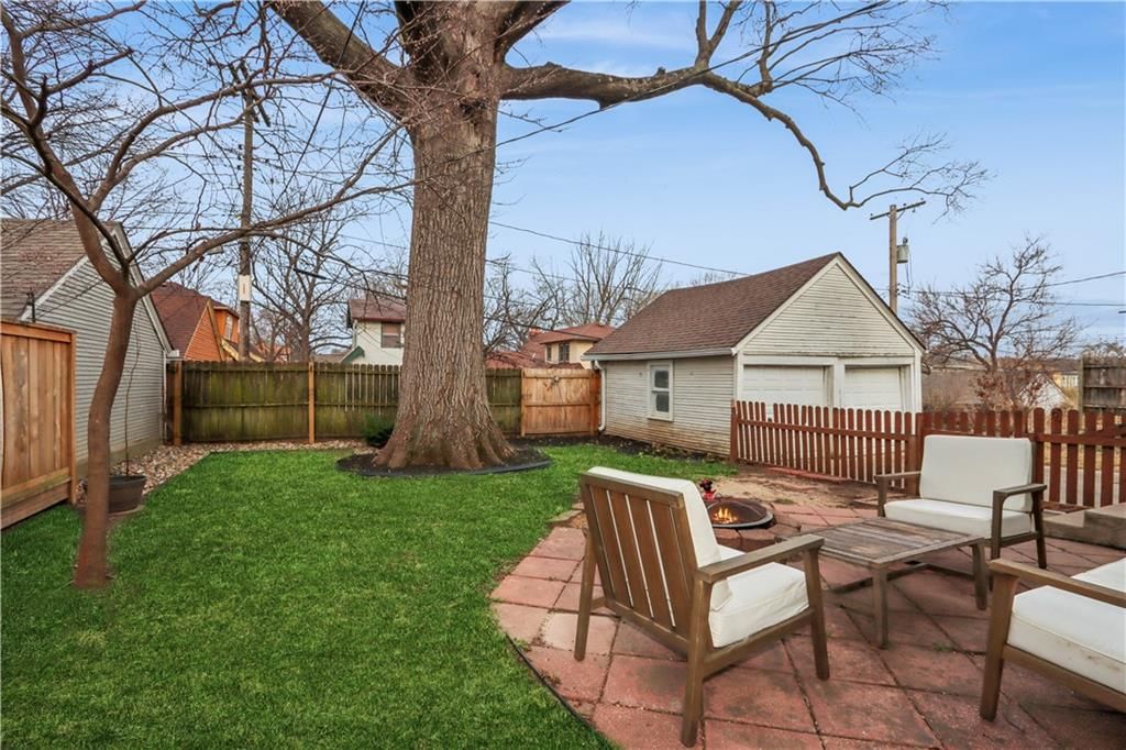7148 Oak Street — photo 23