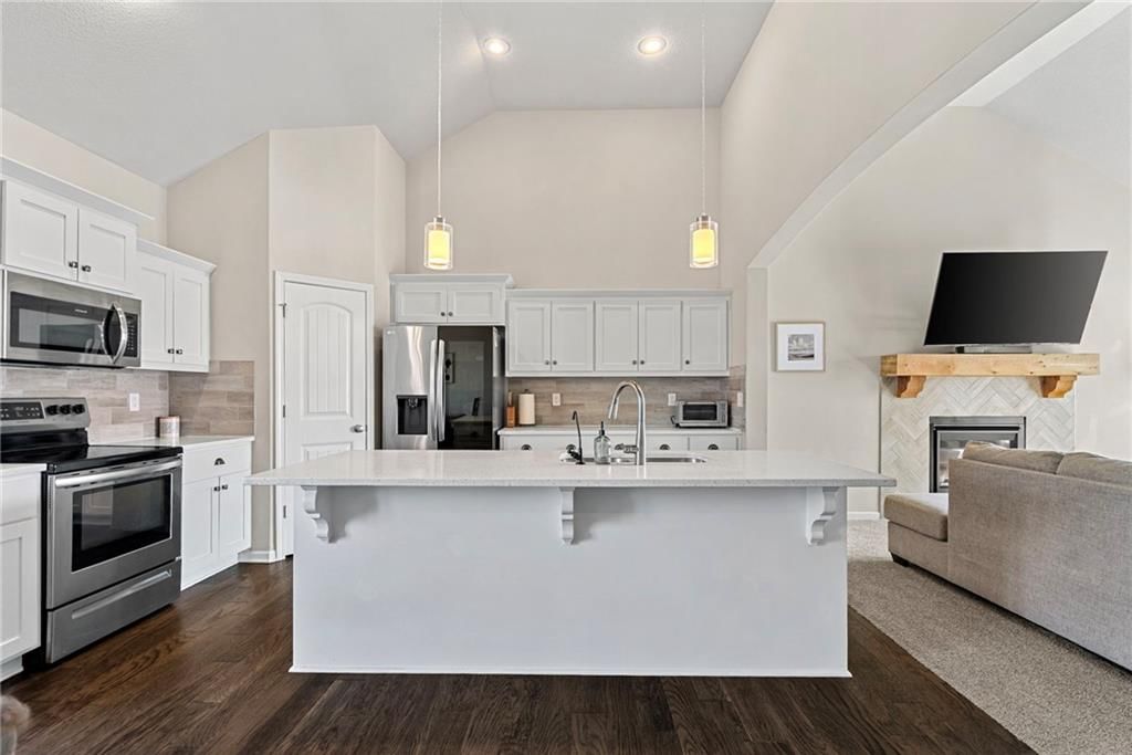 9504 N Lenox Place — photo 12