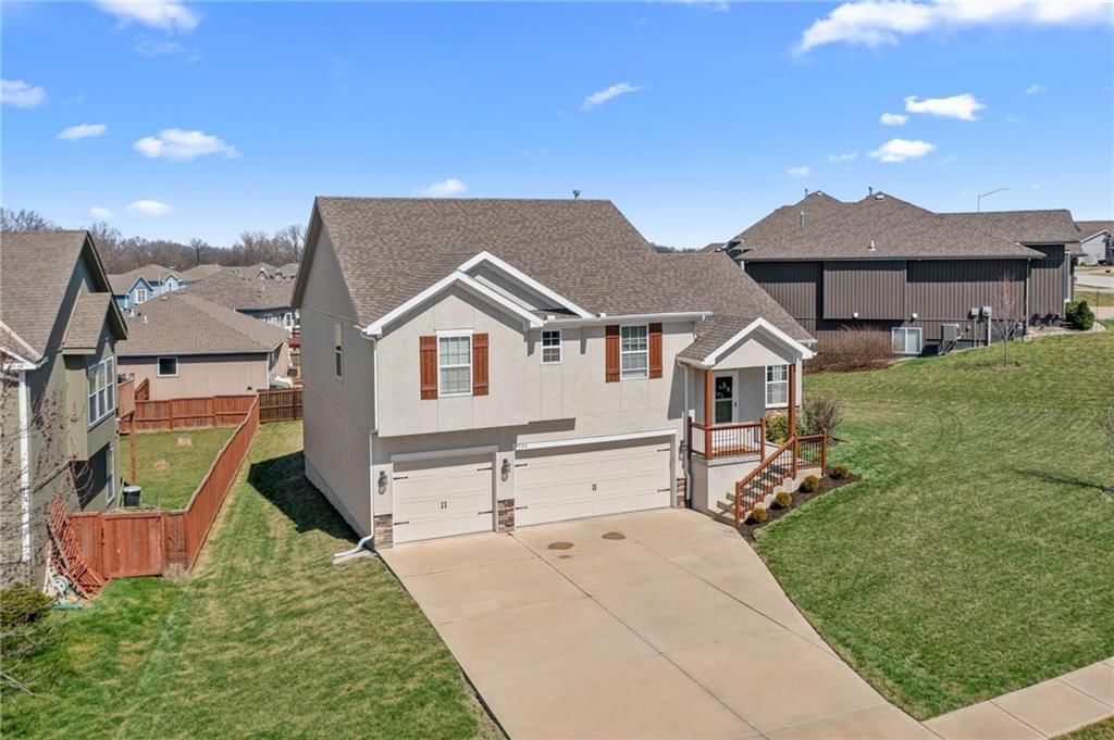 9504 N Lenox Place — photo 32