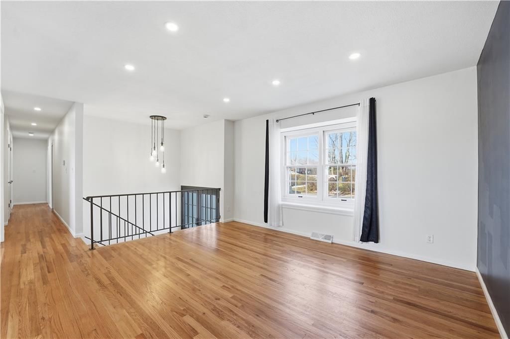 11629 Sycamore Street — photo 2