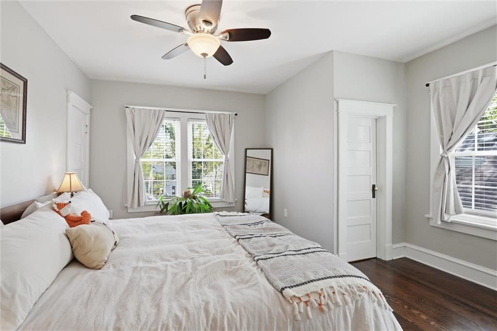 4215 Genessee Street — photo 22