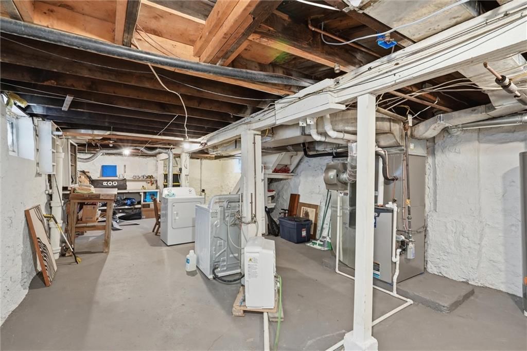 4215 Genessee Street — photo 26