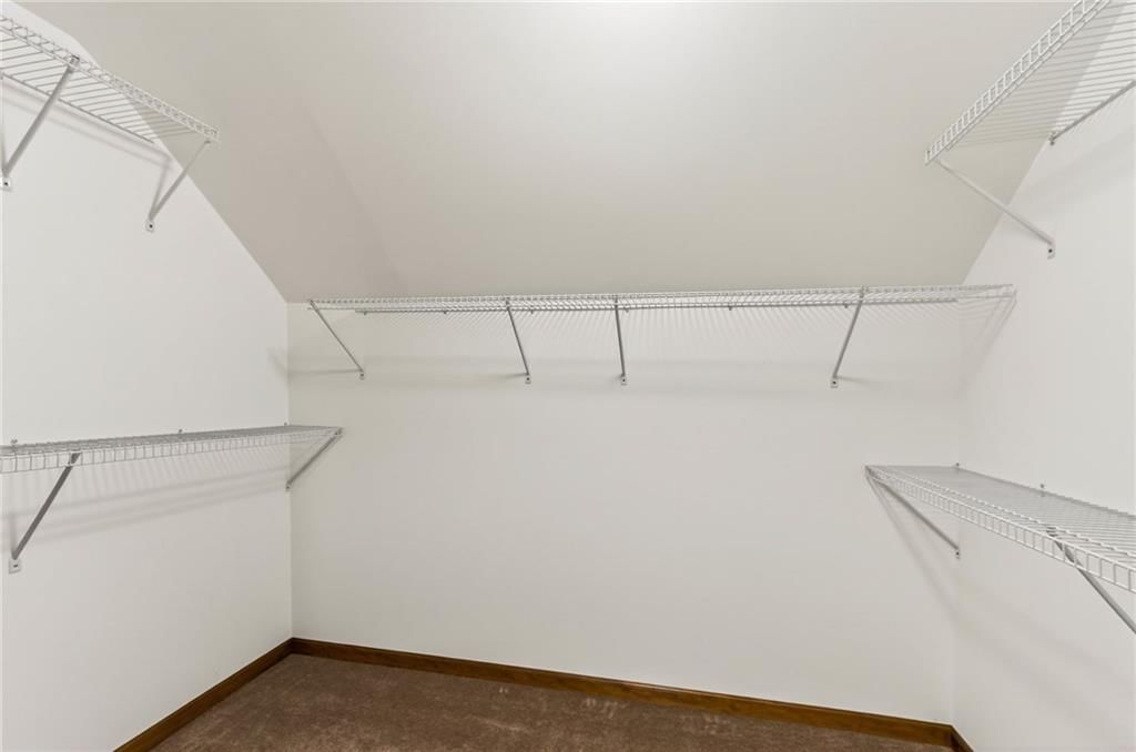 904 Blueberry Lane — photo 36