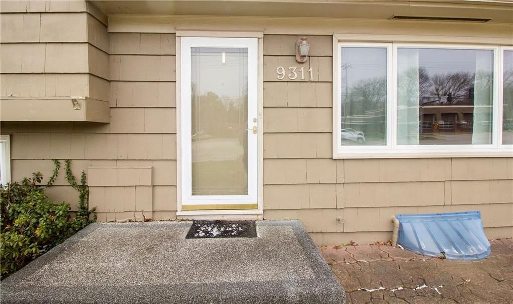 9311 W 95th Street — photo 3