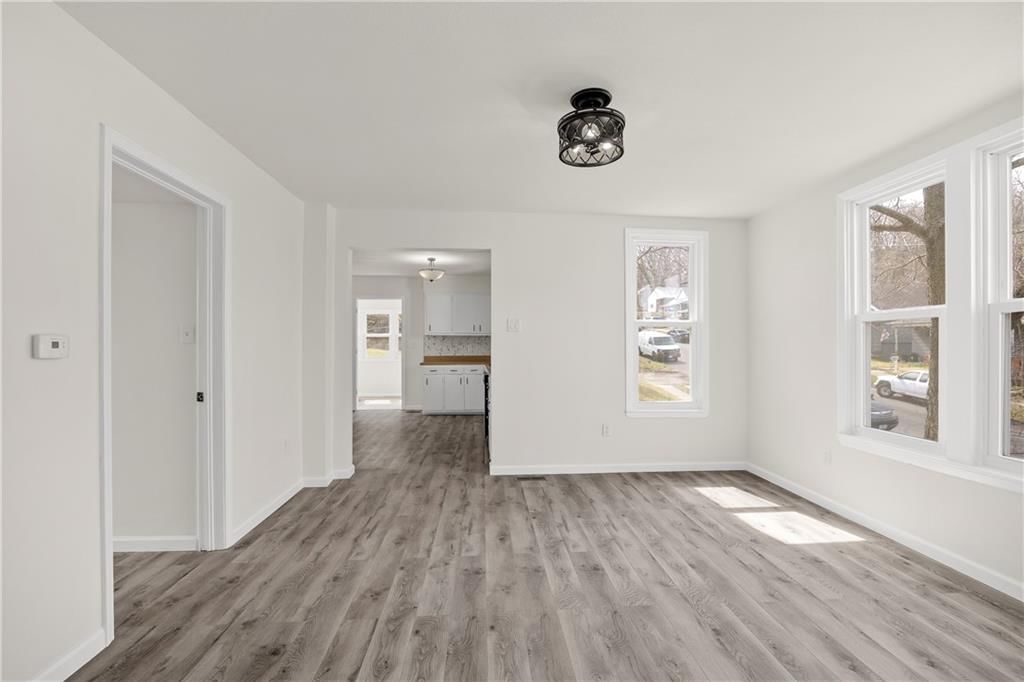 402 Blake Street — photo 3