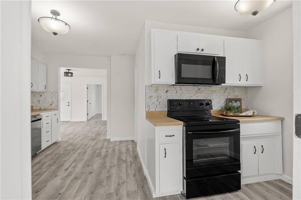 402 Blake Street — photo 5
