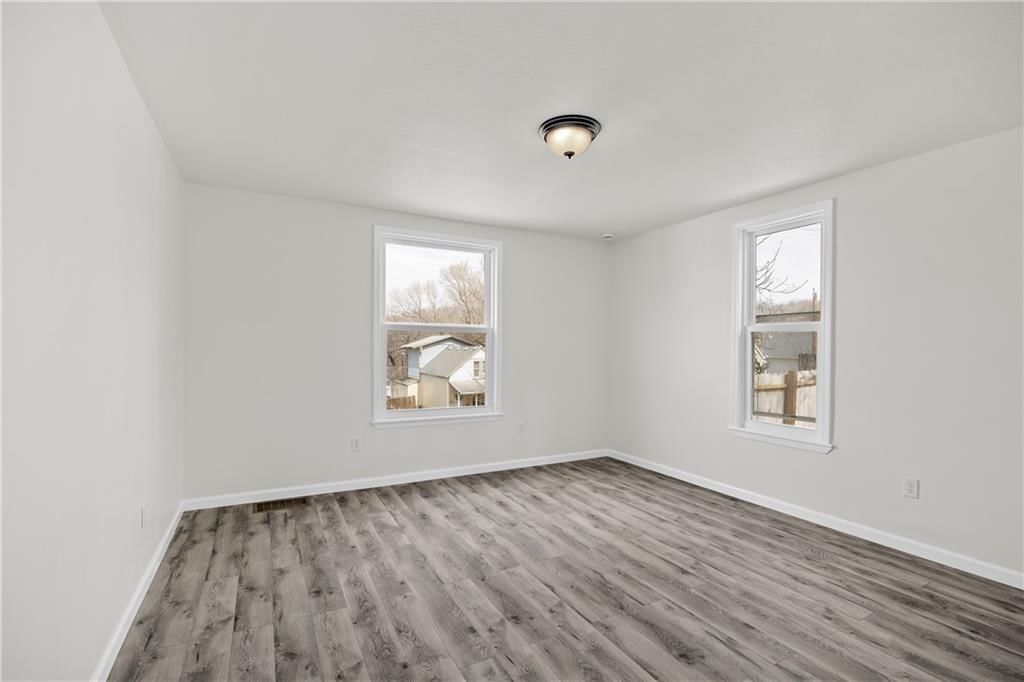 402 Blake Street — photo 9