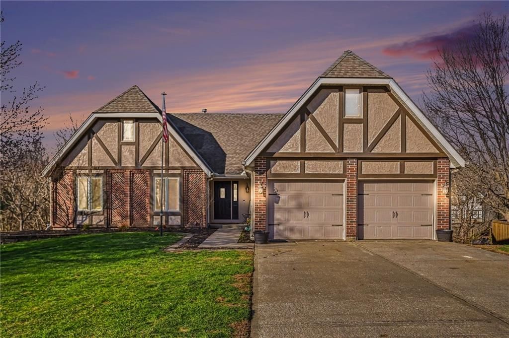 1404 Colony Drive — photo 1