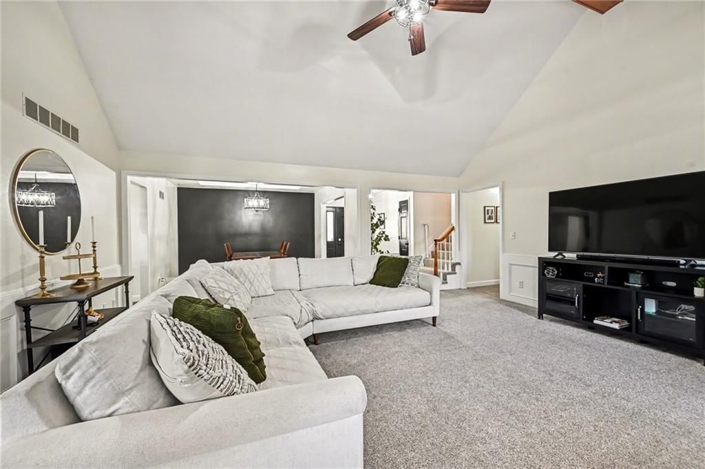 1404 Colony Drive — photo 7