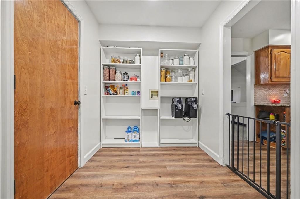 1404 Colony Drive — photo 12