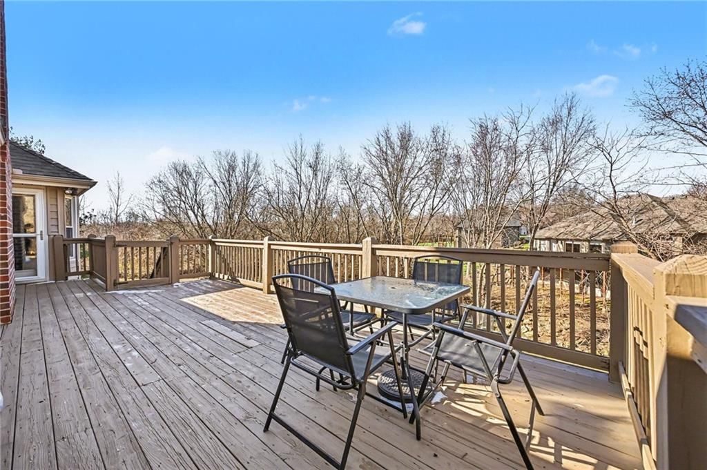 1404 Colony Drive — photo 35