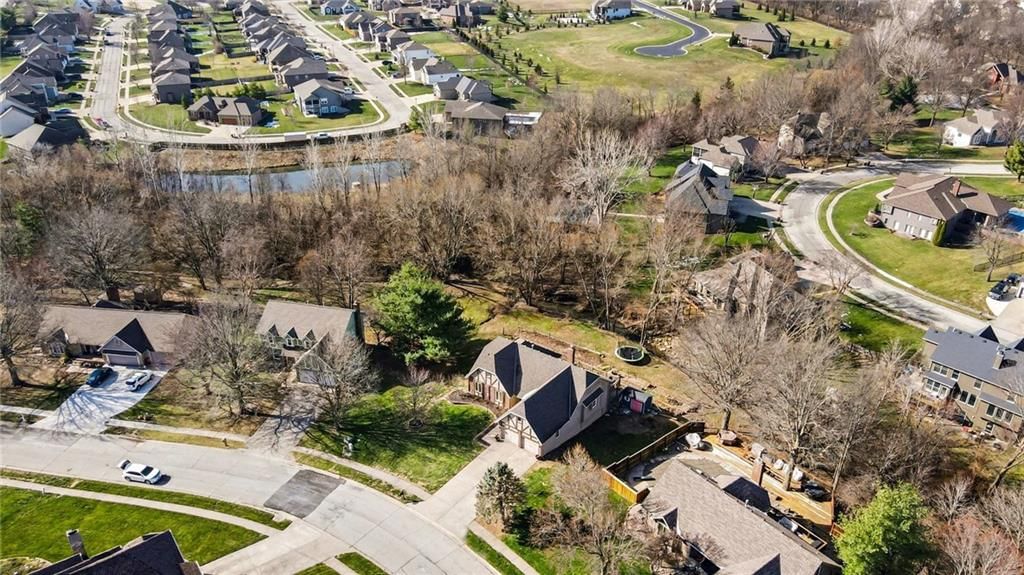 1404 Colony Drive — photo 39
