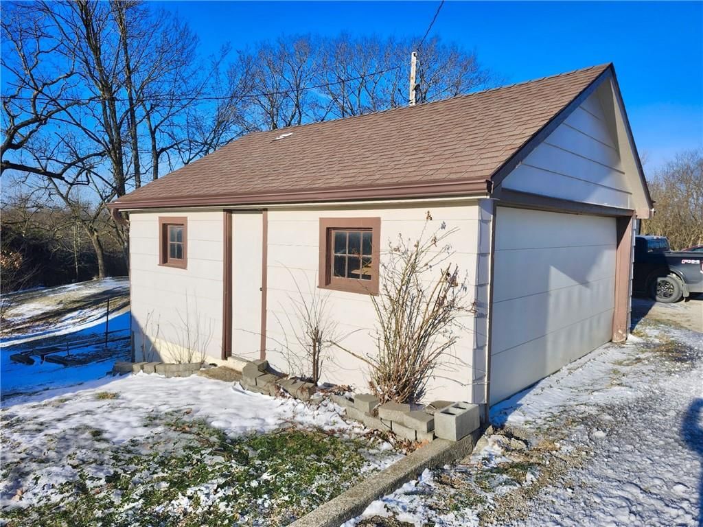 416 Casteel Street — photo 19