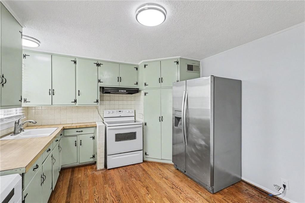 7725 Conser Street — photo 8