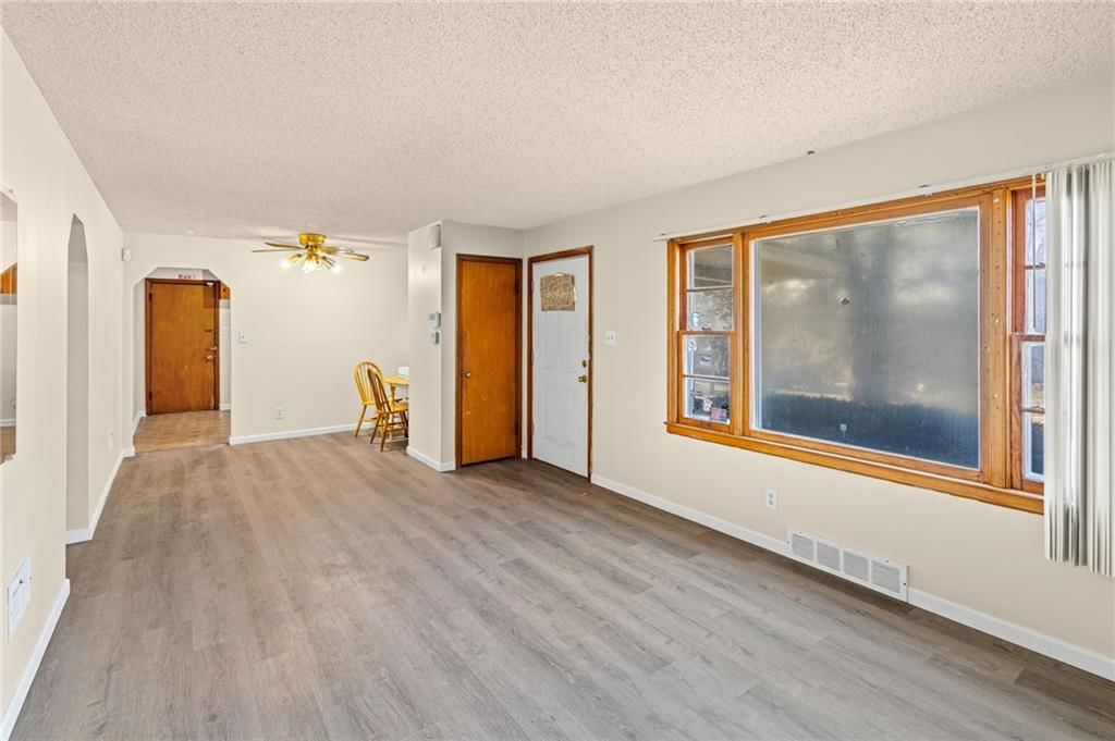 4312 Maggie Lane — photo 3