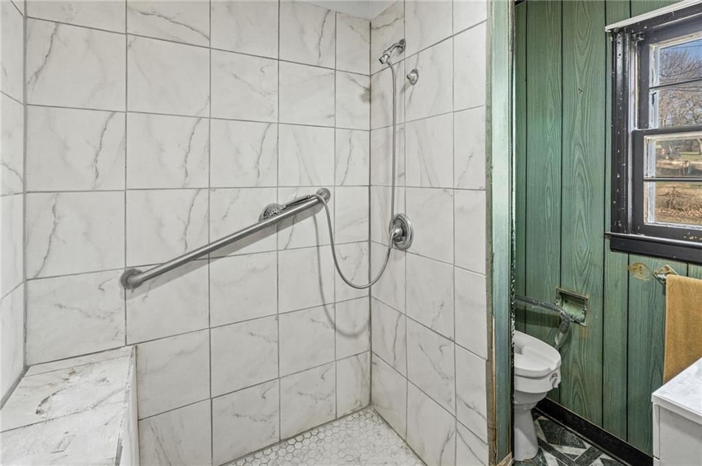 4312 Maggie Lane — photo 18