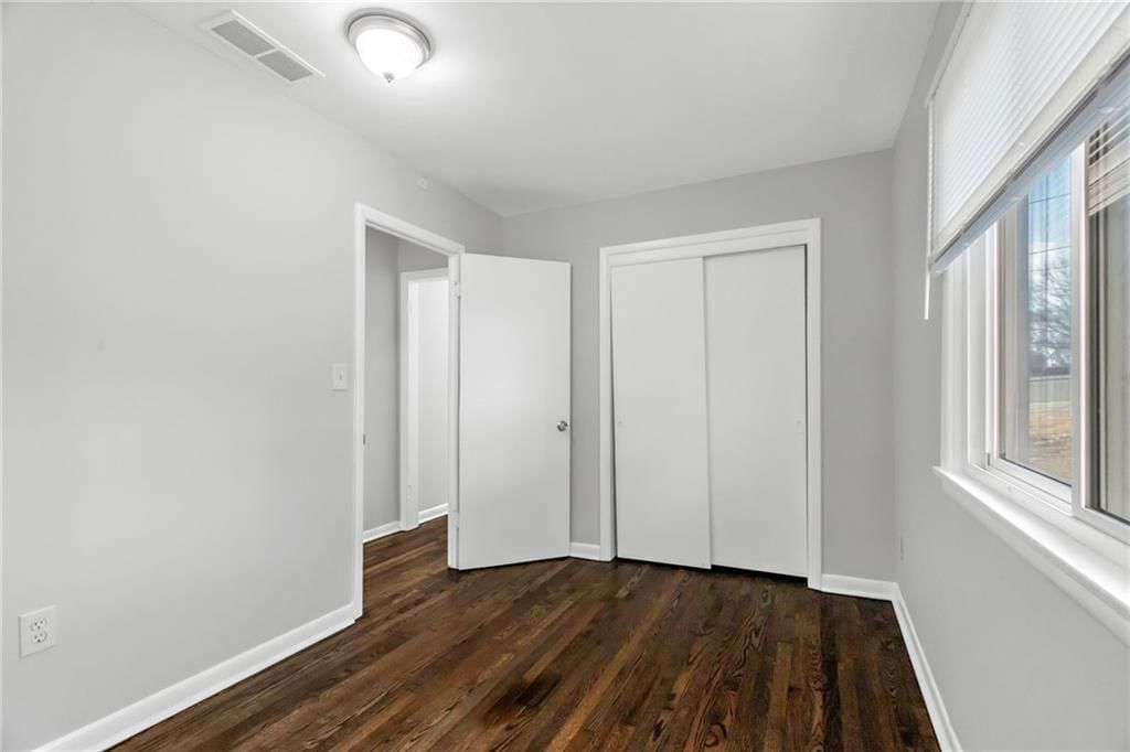 936 HILLSIDE Avenue — photo 16