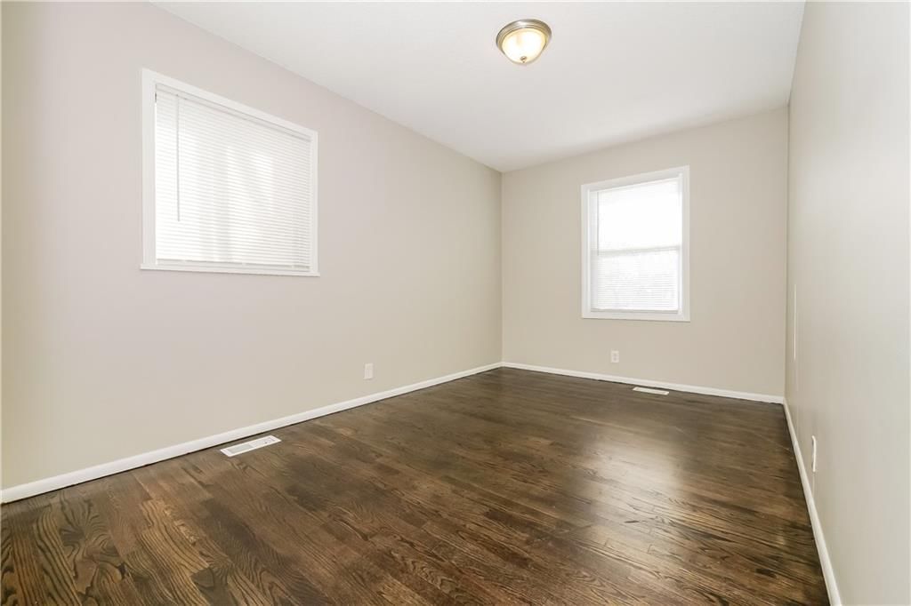 18902 E Arrowhead Drive — photo 10