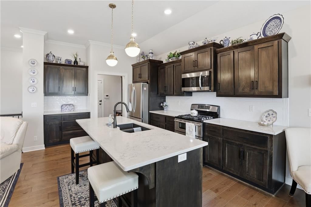 10611 N Holly Street — photo 17