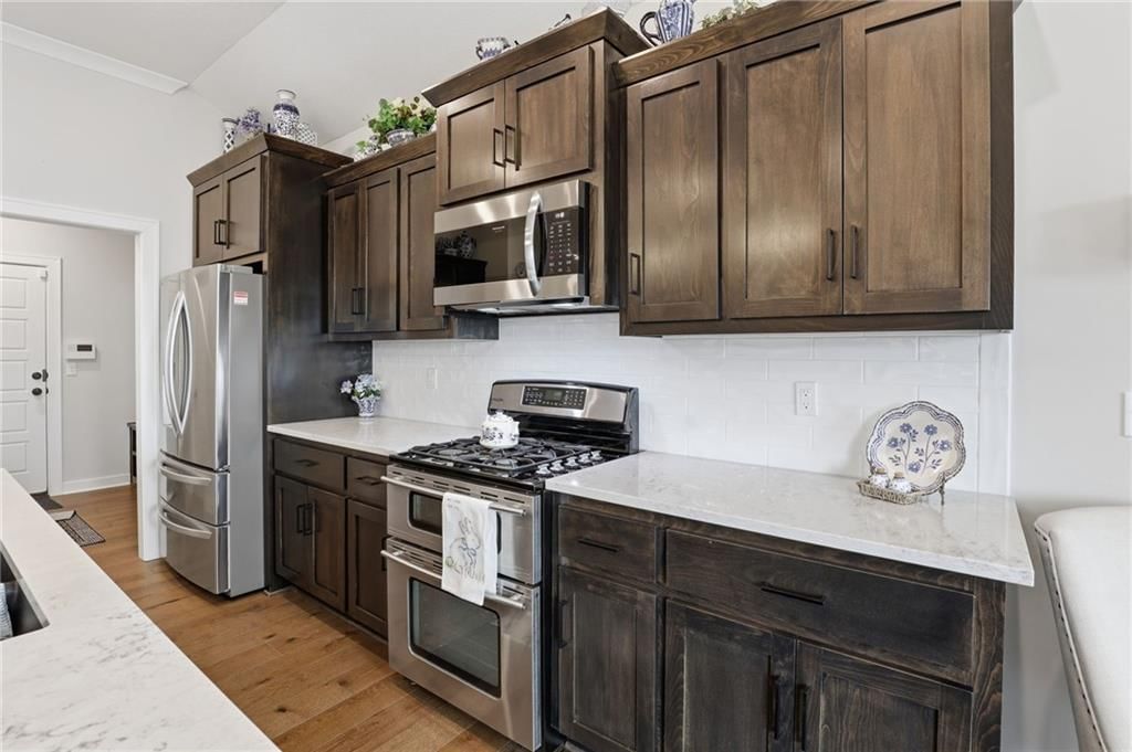 10611 N Holly Street — photo 18