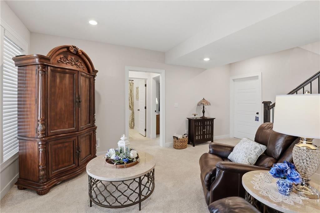 10611 N Holly Street — photo 31