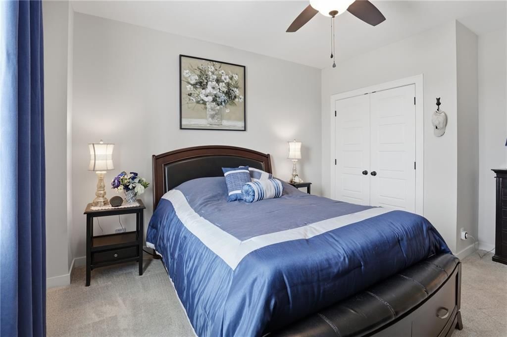 10611 N Holly Street — photo 35