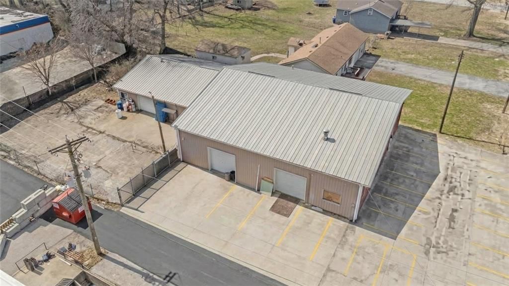 702 SW South Avenue — photo 3