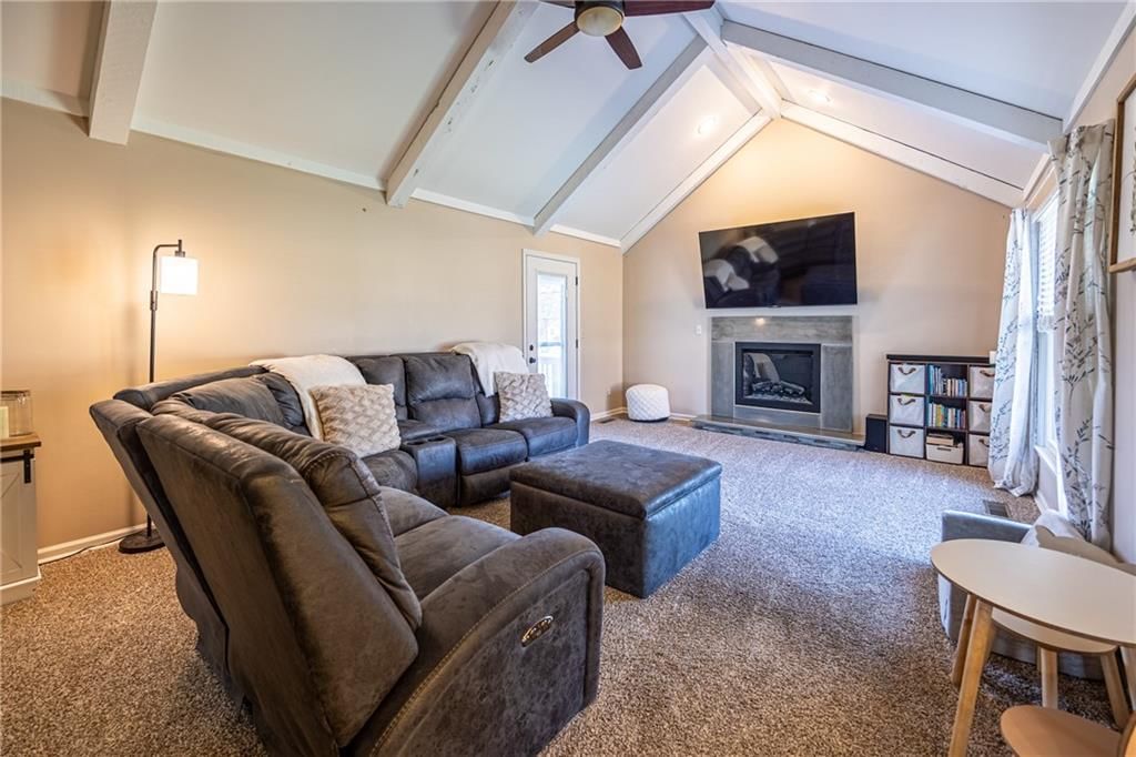 109 S Vansant Street — photo 11