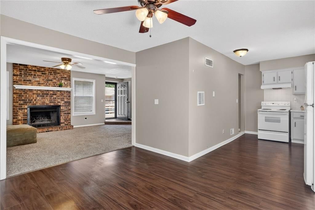 13920 DUNDEE Circle — photo 7