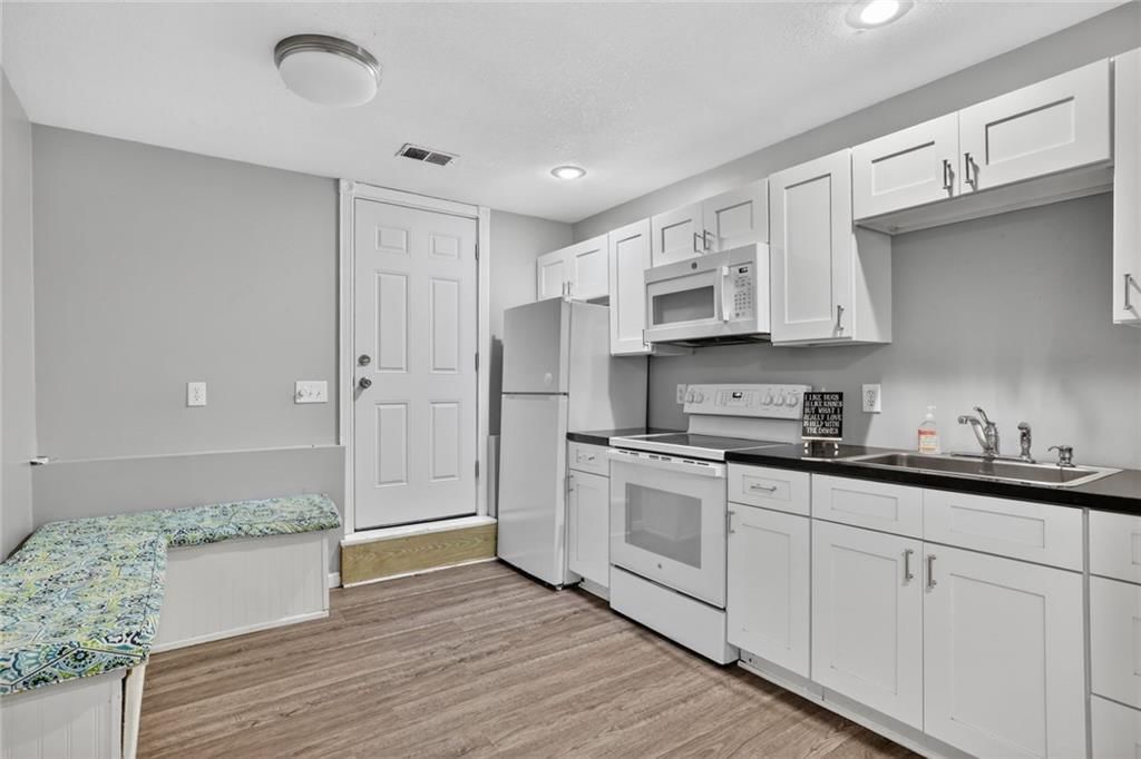 13920 DUNDEE Circle — photo 16
