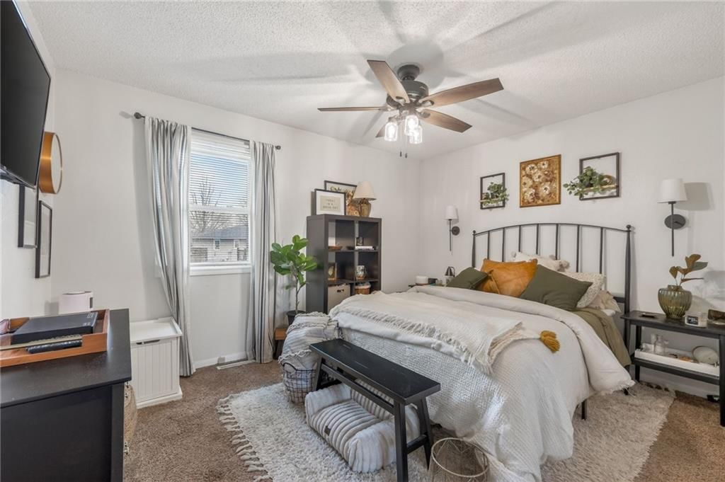 1502 SE Royal Street — photo 11