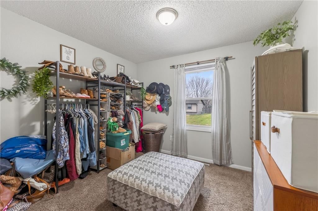 1502 SE Royal Street — photo 14